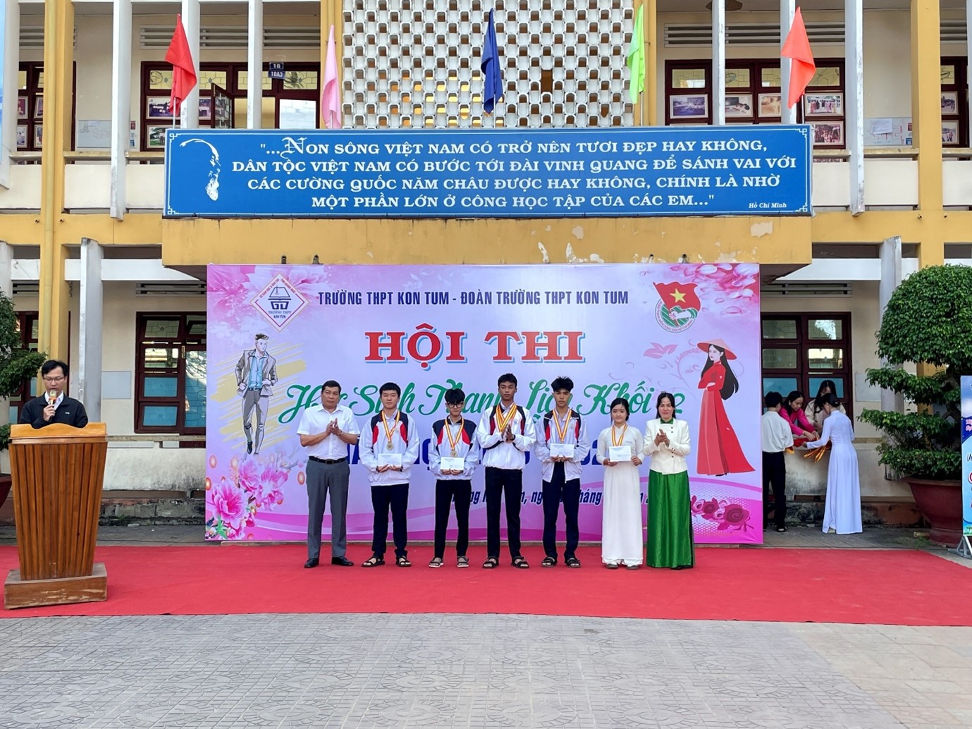 KHEN THƯỞNG HỌC SINH ĐẠT HUY CHƯƠNG TẠI ĐẠI HỘI THỂ DỤC THỂ THAO NGÀNH GIÁO DỤC VÀ ĐÀO TẠO TỈNH QUẢNG NGÃI LẦN THỨ I NĂM 2025